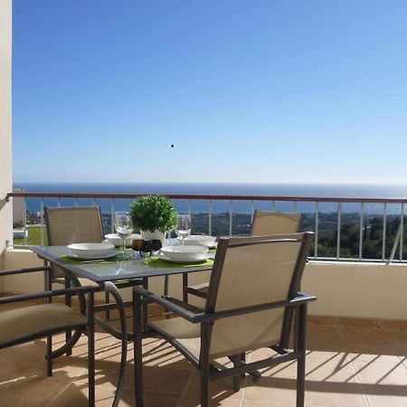 Fine Duplex Apartment With Stunning Sea Views Marbella Eksteriør bilde