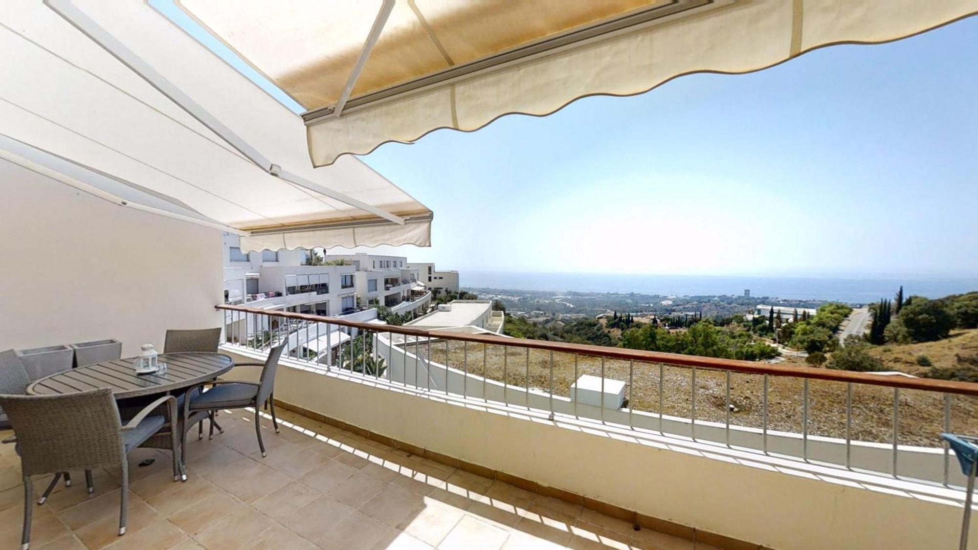Fine Duplex Apartment With Stunning Sea Views Marbella Eksteriør bilde